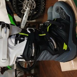 O'Neal Black and White Motorcycle Boots